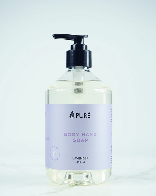 Our moisturizing cleanser just makes your life easier. It goes everywhere (kitchen/bathroom sink, shower, gym bag, name it!). It also pleases everyone. With its natural ingredients and delicate formula, it fits any type of skin, even the most sensitive. There is even a hypoallergenic version, perfume less.